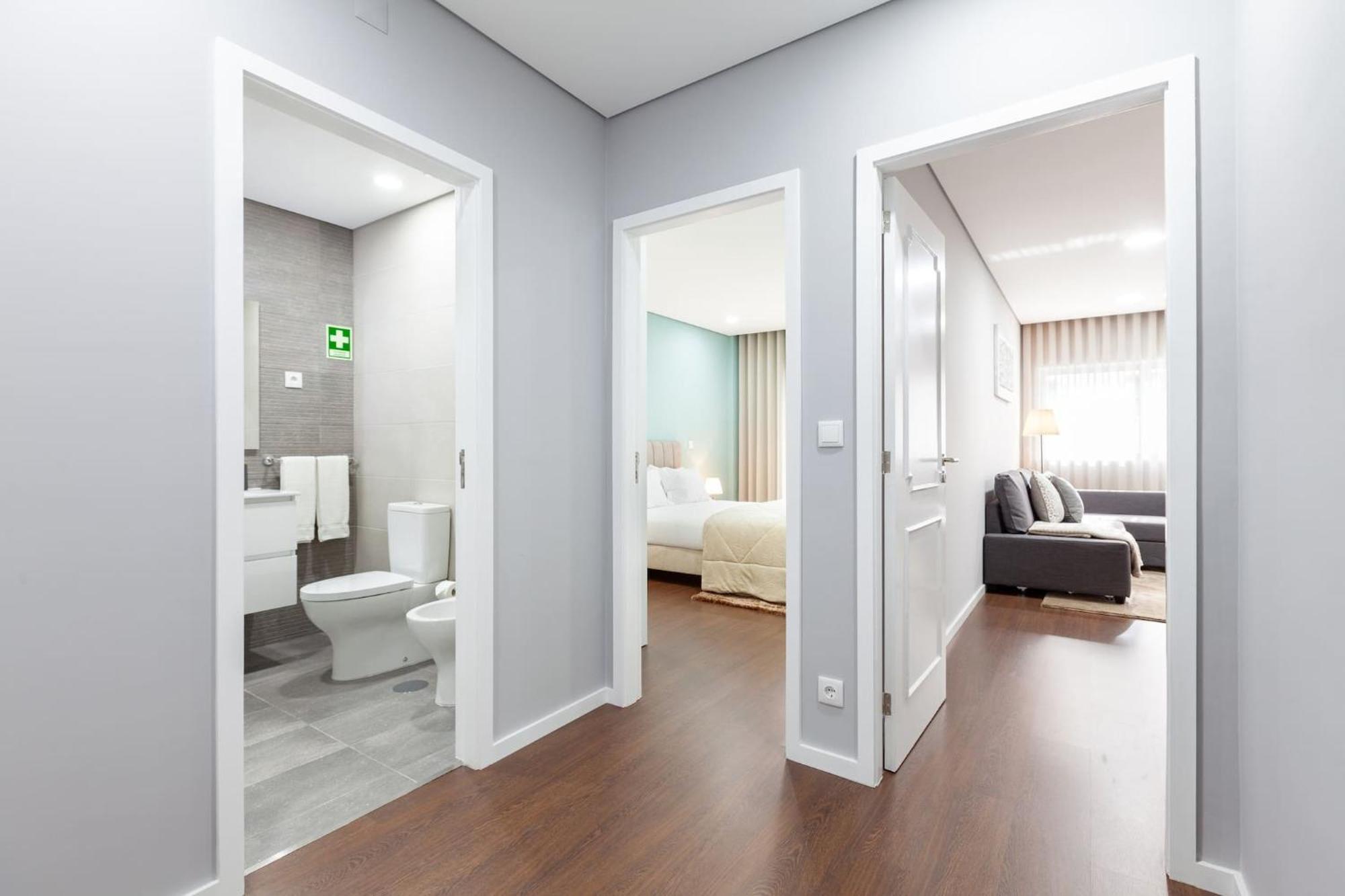 Liberta Lodge Apartment - Minho'S Guest Braga Bagian luar foto